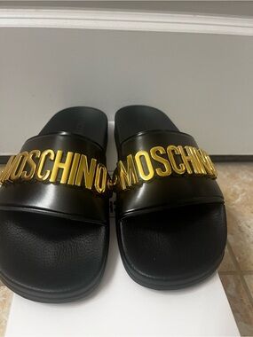 Moschino White Logo Shoe Box